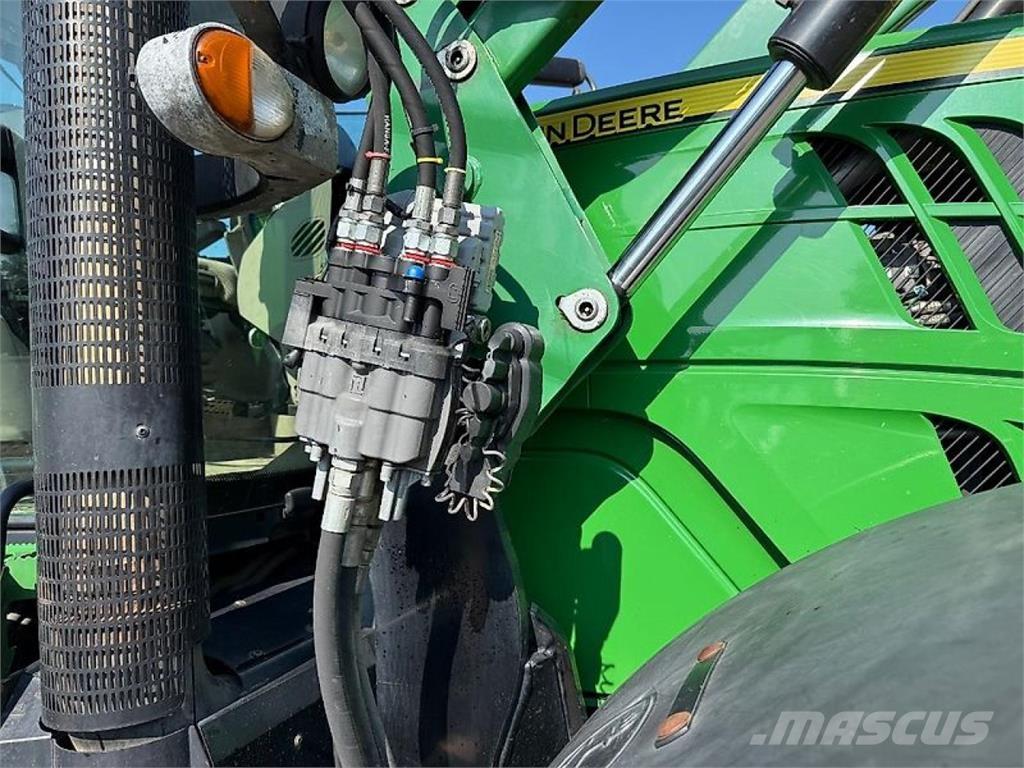 John Deere 6210R Tracteur