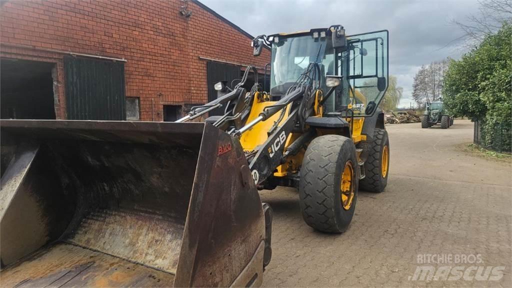JCB 427 agri Chargeuse sur pneus