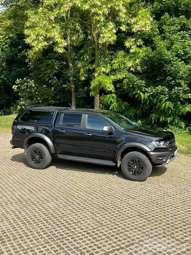 Ford Raptor Voiture