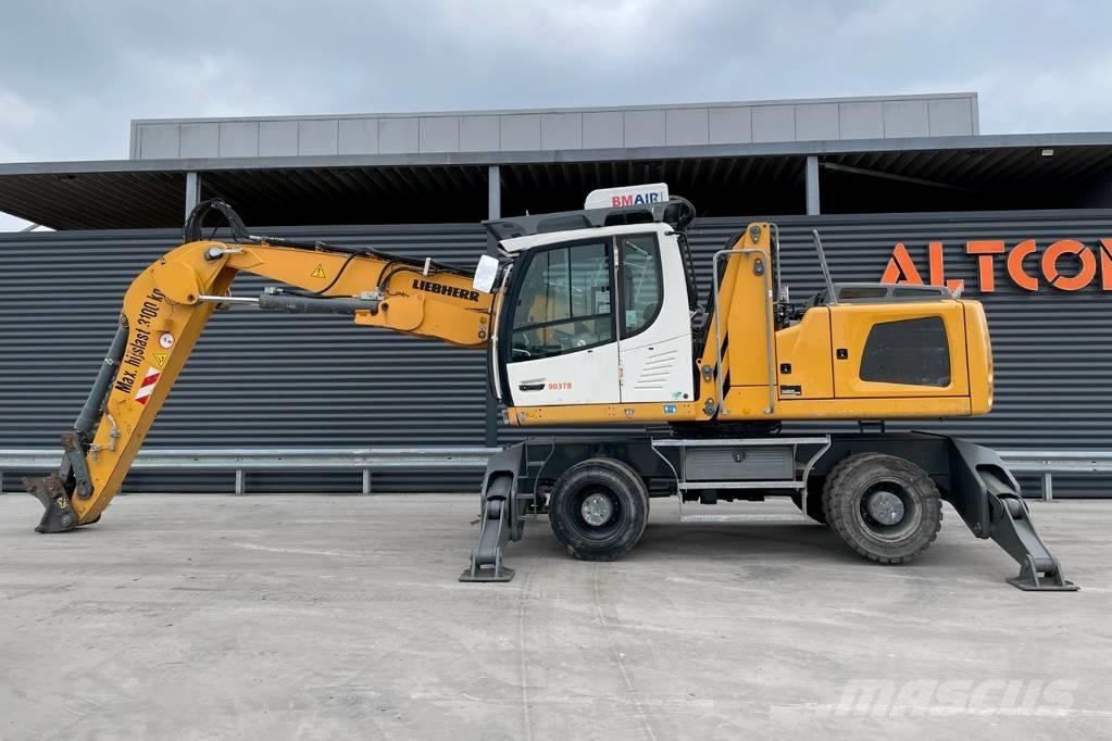 Liebherr LH 24 Pelle sur pneus