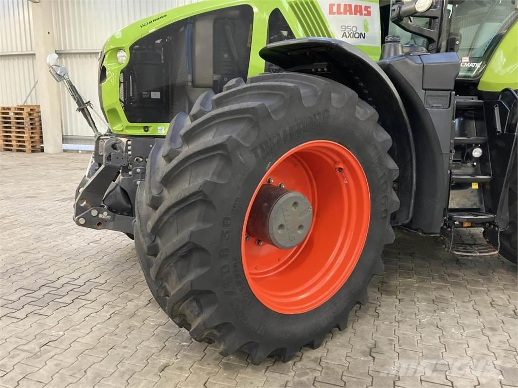 CLAAS Axion 950 Tracteur