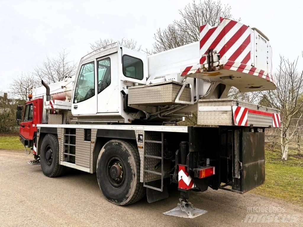 Tadano Faun ATF40G-2 Grues tout terrain