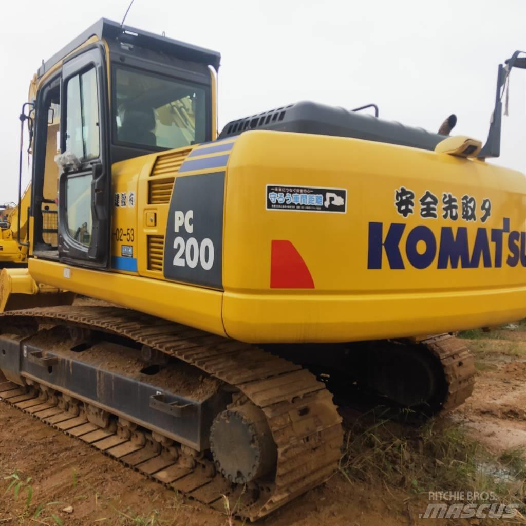 Komatsu PC200-8 Pelle sur chenilles