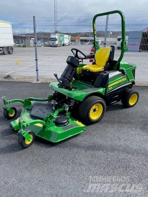John Deere 1550 Tondeuses montées