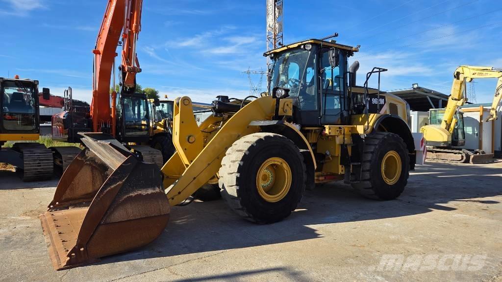 CAT 962 M Chargeuse sur pneus