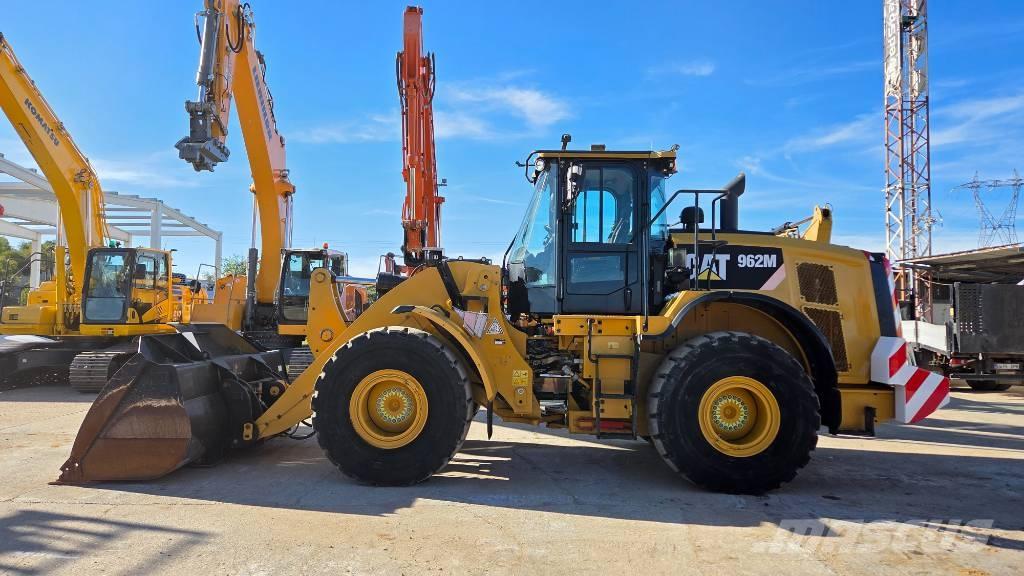 CAT 962 M Chargeuse sur pneus