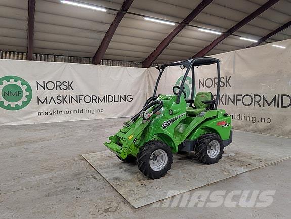 Avant 523 Chargeuse porte-outils