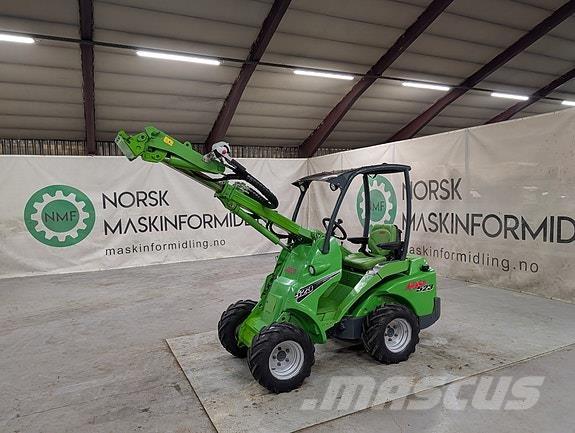 Avant 523 Chargeuse porte-outils