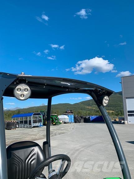Avant 635i Chargeuse compacte