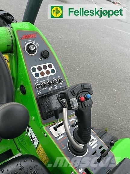 Avant 755i Chargeuse compacte