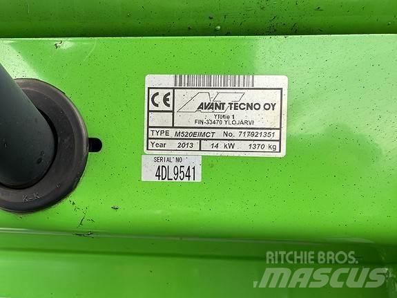 Avant M520 Chargeuse porte-outils