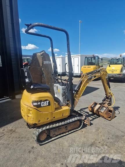 CAT 300.9 Mini pelle < 7t