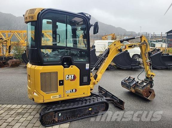 CAT 301.8 Mini pelle < 7t