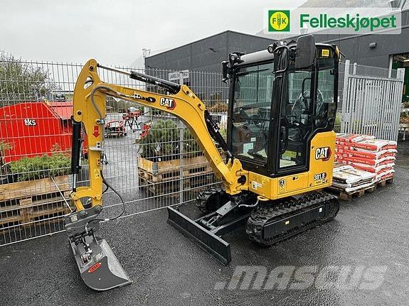CAT 301.8 Mini pelle < 7t