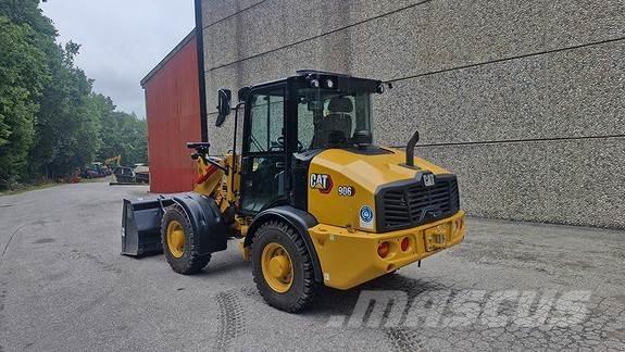 CAT 906 Chargeuse sur pneus