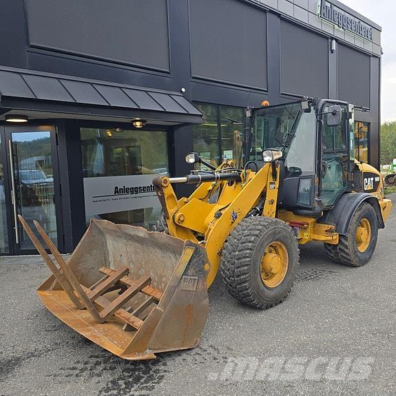 CAT 906H Chargeuse sur pneus