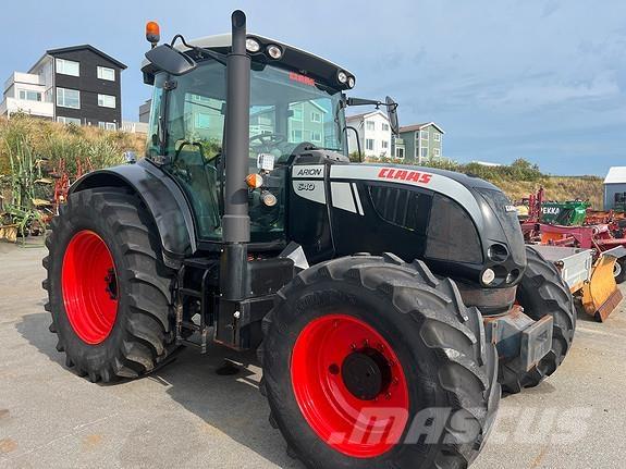 CLAAS 640 ARION Tracteur