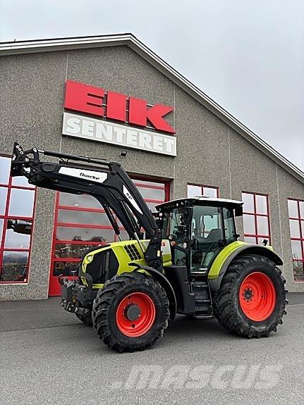 CLAAS Arion 640 Tracteur