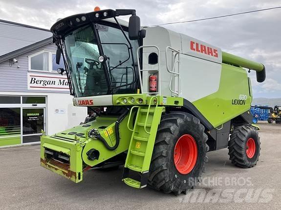 CLAAS Lexion 630 Moissonneuse batteuse