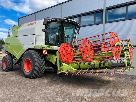 CLAAS Tucano 430 Moissonneuse batteuse