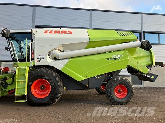 CLAAS Tucano 430 Moissonneuse batteuse