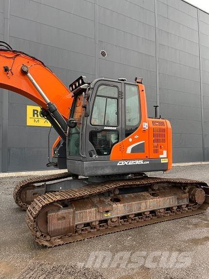 Doosan DX235LC-5 Pelle sur chenilles