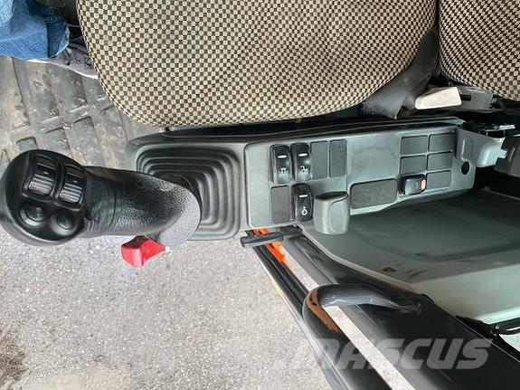Doosan DX235LC-5 Pelle sur chenilles