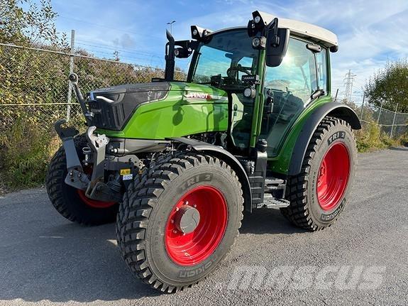 Fendt 211 Profi Tracteur