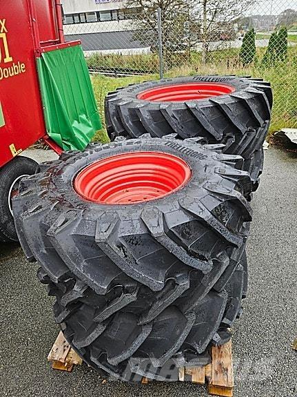 Fendt 300 Tracteur