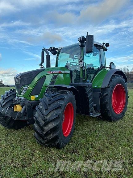 Fendt 724 Profi+ Tracteur