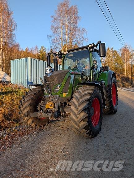 Fendt 724 profi+ Tracteur