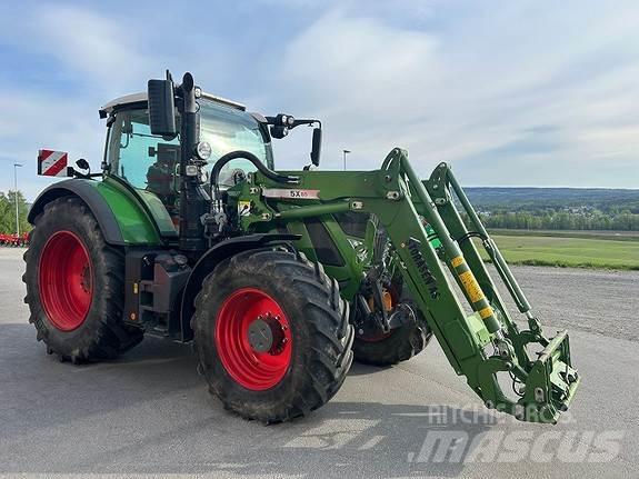 Fendt 724 VARIO Tracteur