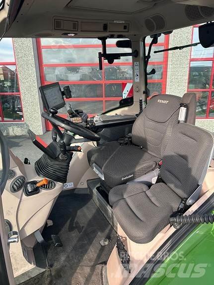 Fendt 724 VARIO Tracteur