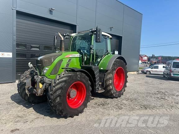Fendt 724 VARIO Tracteur