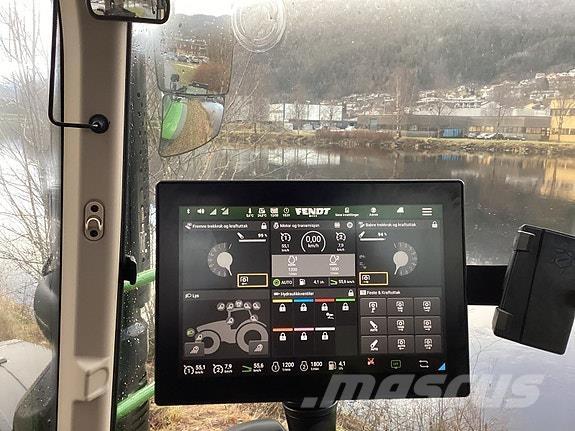 Fendt 724 VARIO Tracteur