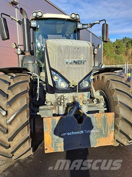 Fendt 828 Vario Tracteur