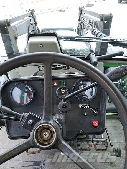 Fendt 828 Vario Tracteur
