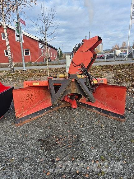 Globus GSF2450-1 Autres équipements pour route et neige