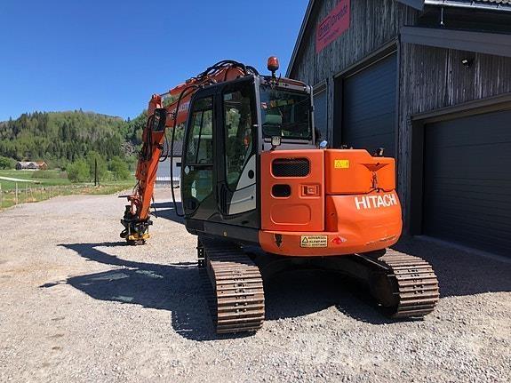 Hitachi ZX85US Pelle sur chenilles