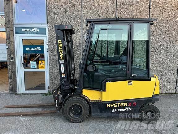 Hyster J2,5XN Chariots diesel
