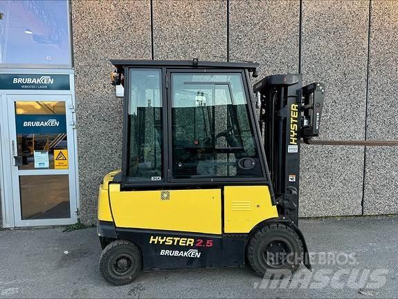 Hyster J2,5XN Chariots diesel