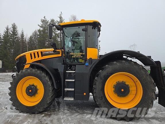 JCB Fastrac 8330 Tracteur