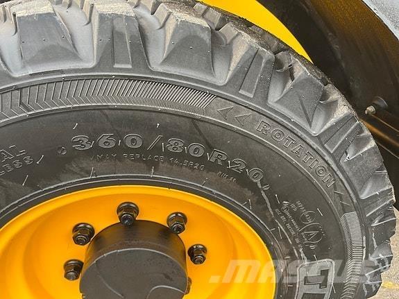 JCB TM220 Chargeuse sur pneus