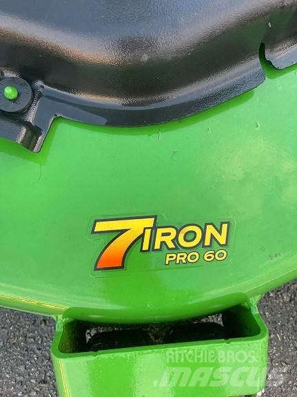 John Deere 1550 Entretien du sol - Autres