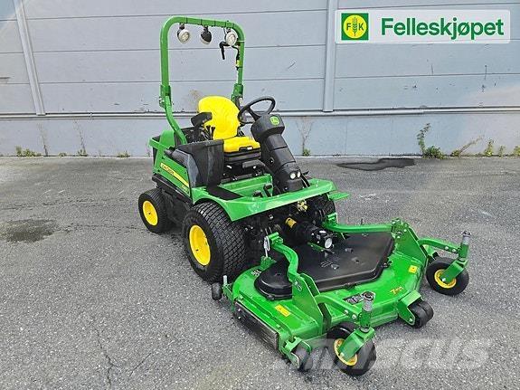 John Deere 1580 Entretien du sol - Autres