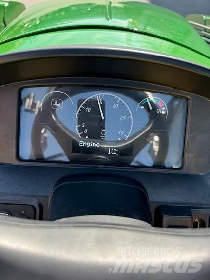 John Deere 3038E Tracteur