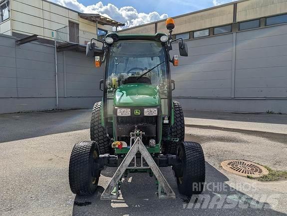 John Deere 4720 Tracteur