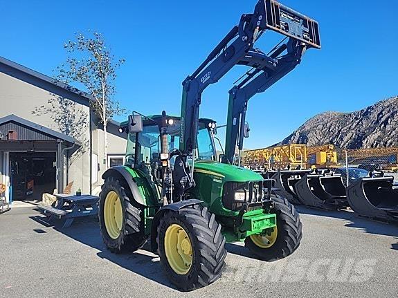 John Deere 5100 R Tracteur