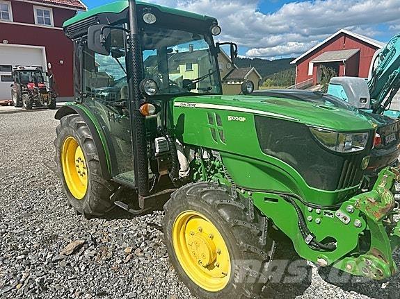 John Deere 5100GF Tracteur