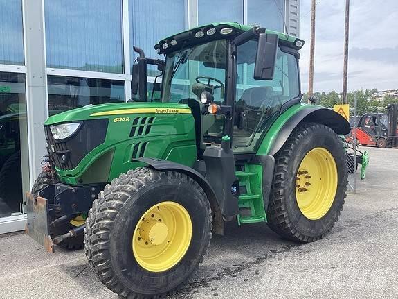 John Deere 6130R Tracteur